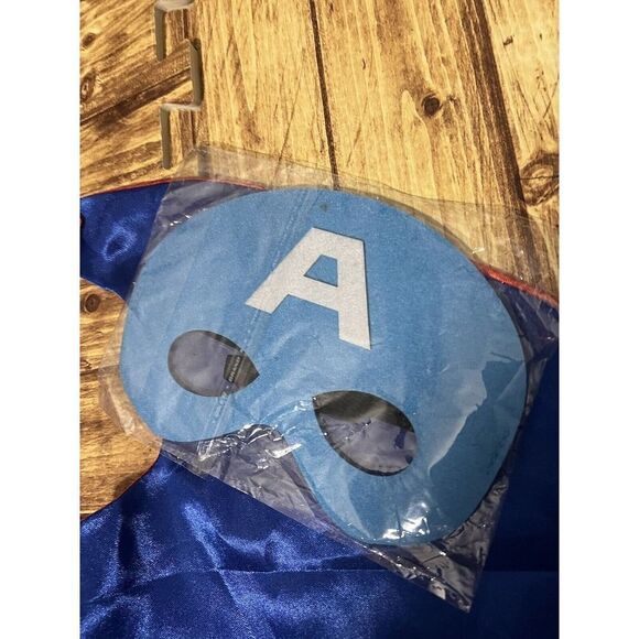 Very Basic Captain America Cape and Eye Mask - Picture 3 of 3